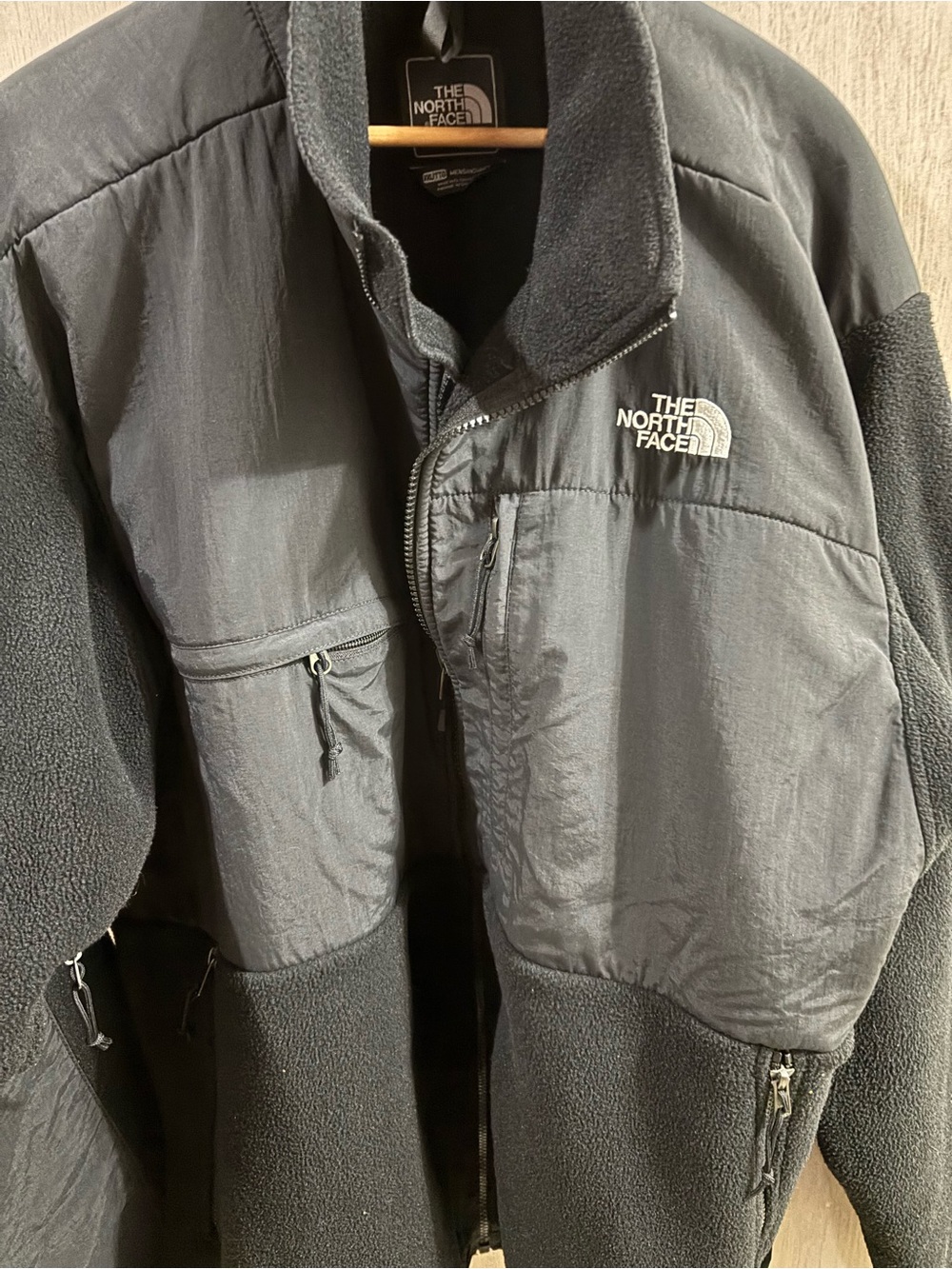 The North Face Men’s Black Fleece Denali Jacket with Zip Pockets